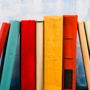 5 Tips to Grow Your Classroom Library